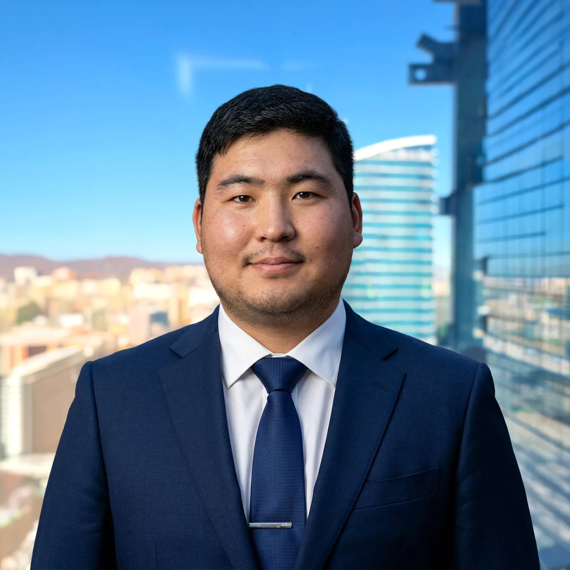 М. МӨНХ-ОРГИЛ